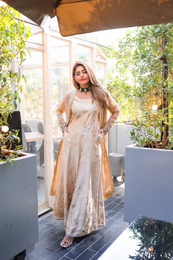 Ayaana Set